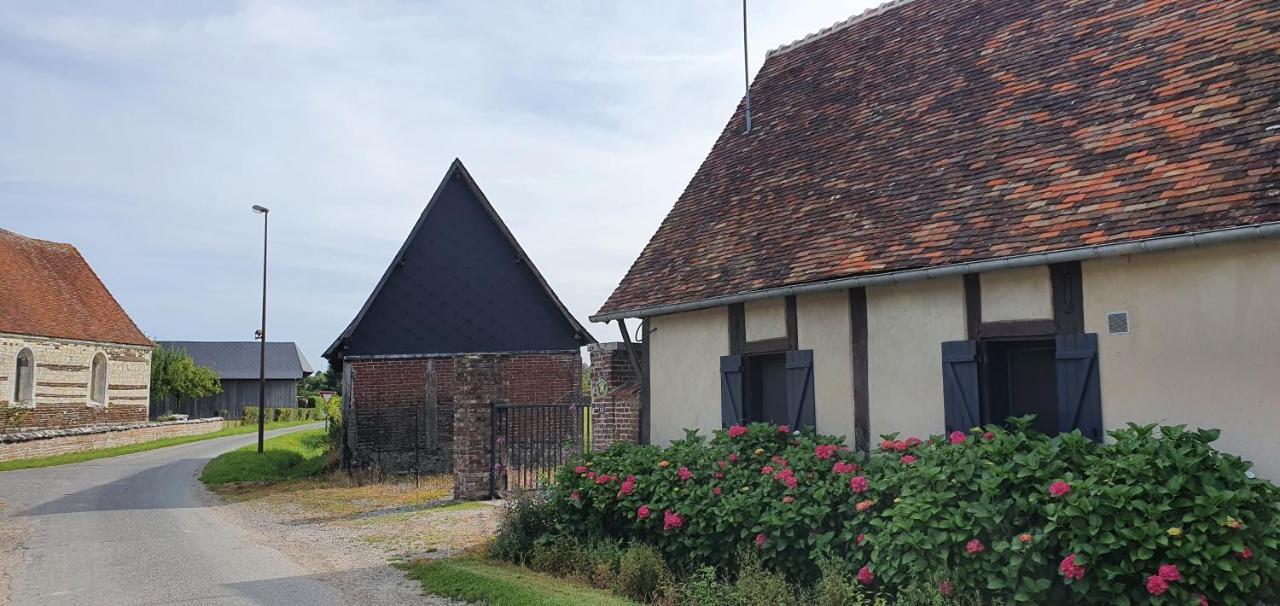 Gite à la ferme La Ferté-Saint-Samson Exterior foto
